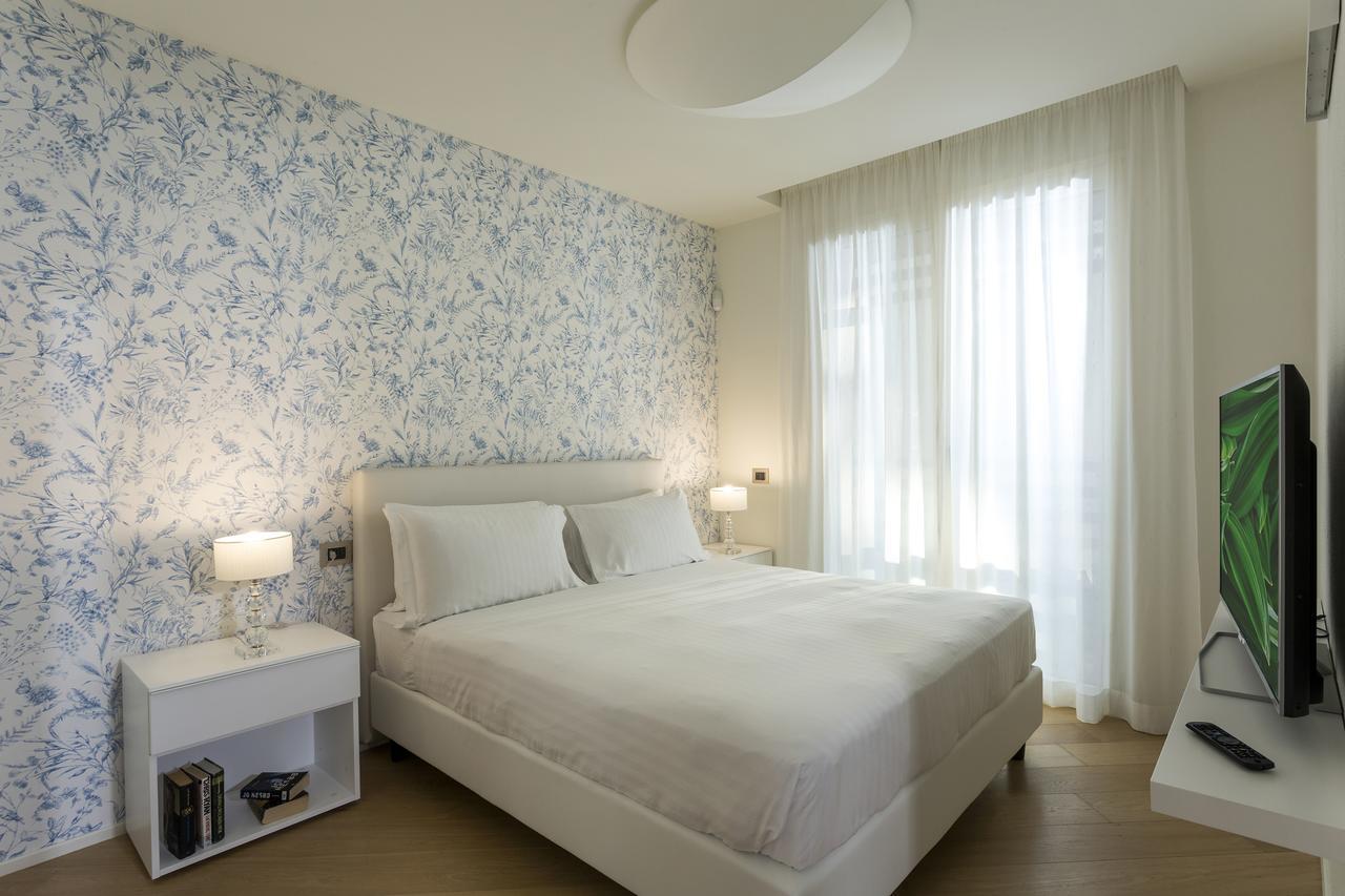 Embassy Aparthotel Ріміні Екстер'єр фото